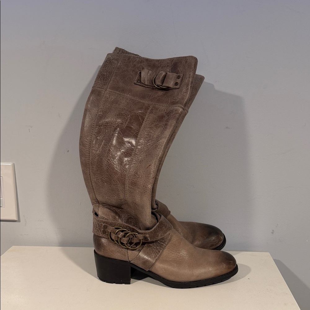 DKNYC Stylish Brown Leather Women's Boots